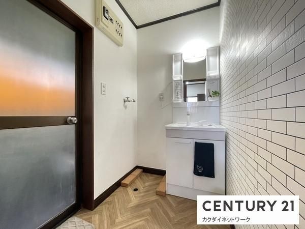 �y���ʏ��z�@