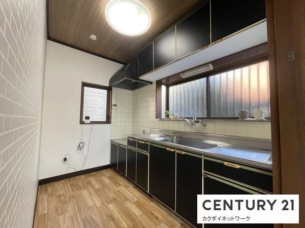 �y�L�b�`���z�@