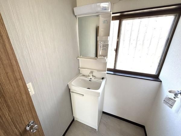 �y���ʏ��z�@