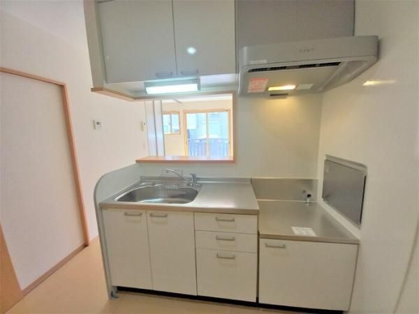 �y�L�b�`���z�@