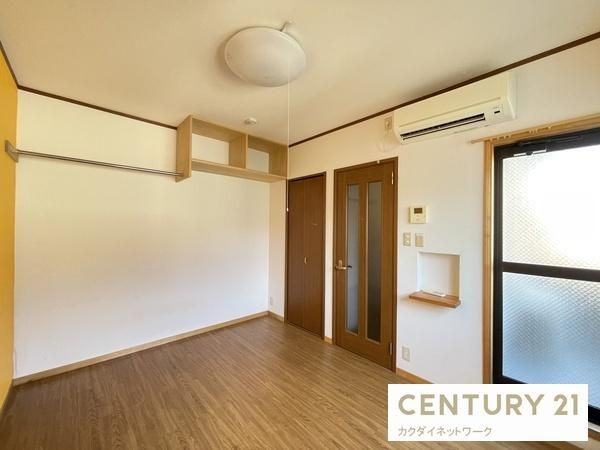 �y�����E���r���O�z�@