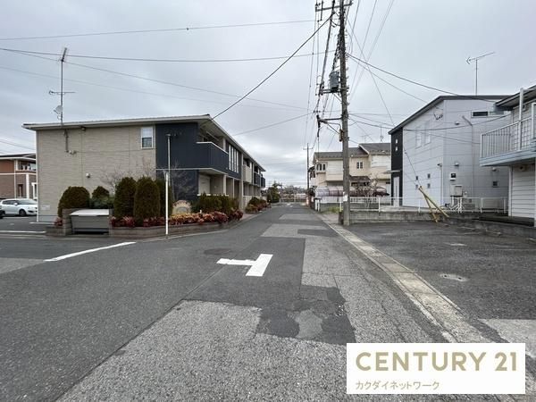 �y���]�z�@